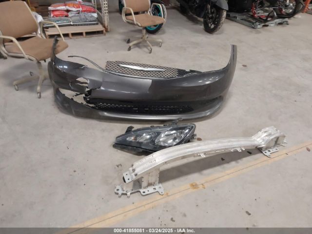 2C4RC1DG3MR551692 Chrysler Voyager Lxi