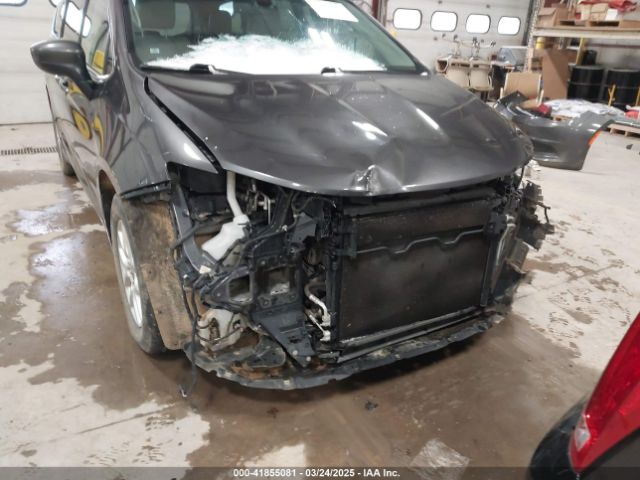 2C4RC1DG3MR551692 Chrysler Voyager Lxi