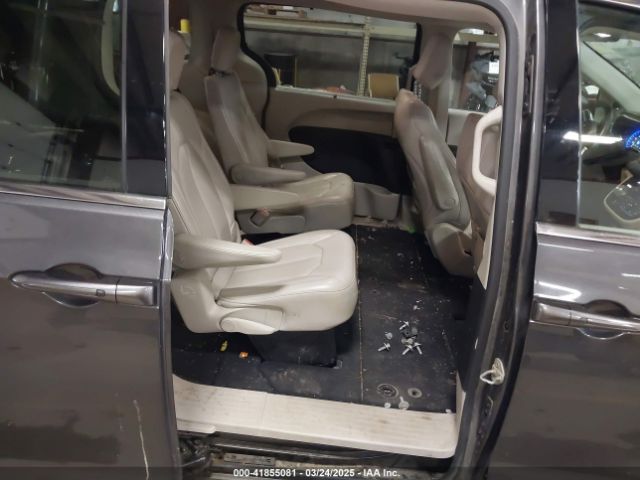 2C4RC1DG3MR551692 Chrysler Voyager Lxi