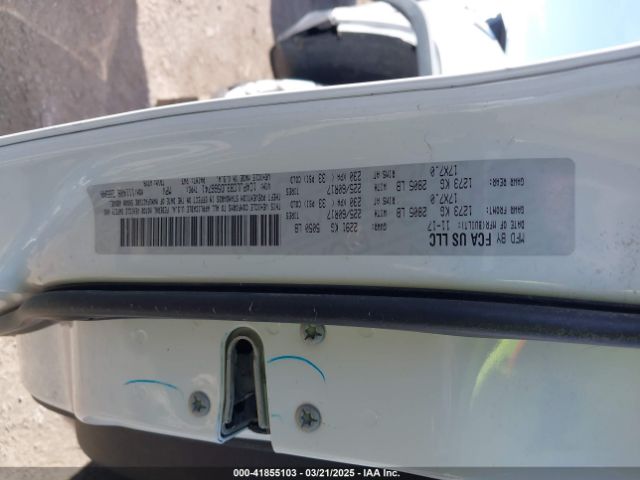 1C4PJLCB3JD566741 Jeep Cherokee Latitude Fwd