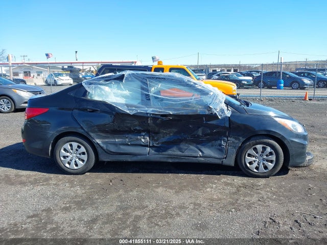 KMHCT4AE6GU995856 Hyundai ACCENT SE