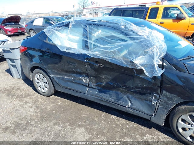 KMHCT4AE6GU995856 Hyundai ACCENT SE