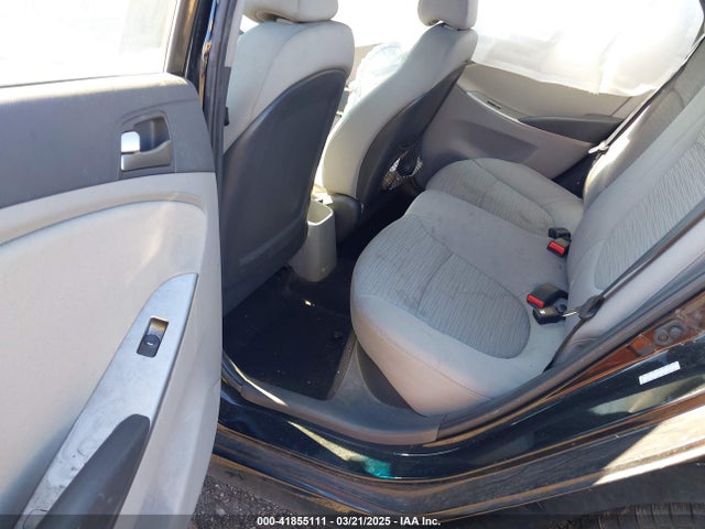 KMHCT4AE6GU995856 Hyundai ACCENT SE