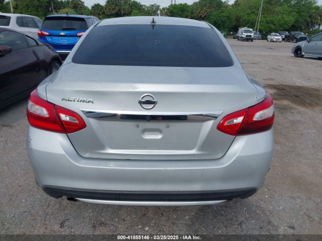 1N4AL3AP1HC175849 Nissan Altima 2.5 S