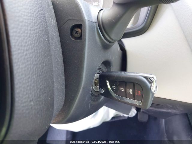 JTDEPMAE8NJ227215 Toyota COROLLA LE