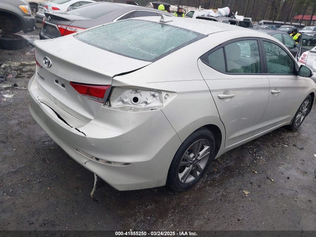 5NPD84LF8JH255145 Hyundai ELANTRA SEL