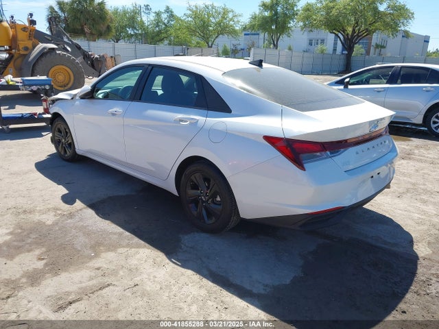 5NPLM4AG9NH071079 Hyundai ELANTRA SEL