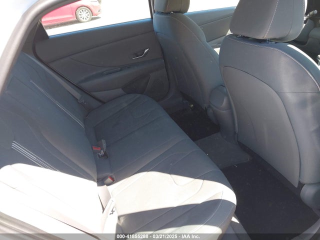 5NPLM4AG9NH071079 Hyundai ELANTRA SEL