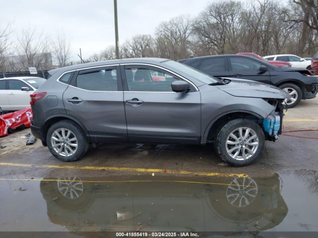 JN1BJ1AV0MW568938 Nissan Rogue Sport S Fwd Xtronic Cvt
