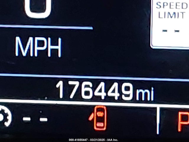 1GNSKBKC6HR257149 Chevrolet Tahoe Lt