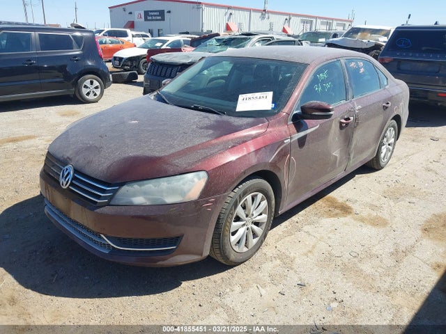Volkswagen Passat 1.8t Wolfsburg Edition 2014 1VWAT7A36EC078461 Image 2