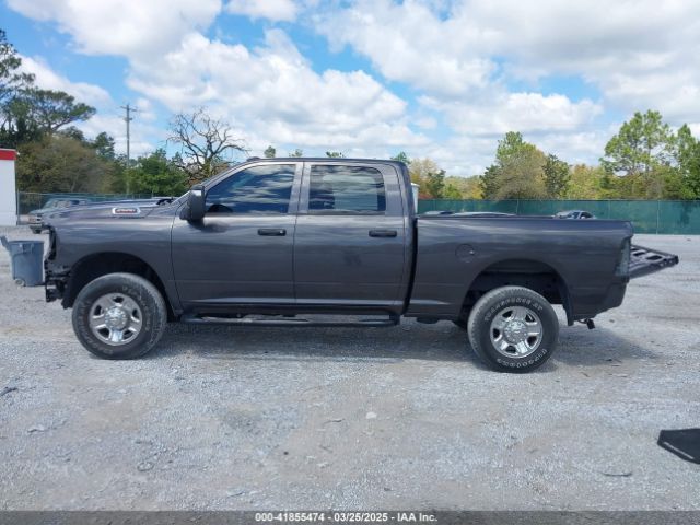 3C6UR5CJ9PG503984 RAM 2500 Tradesman  4x4 6'4 Box