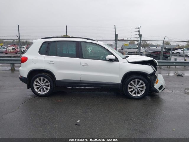 WVGBV7AX5FW584833 Volkswagen TIGUAN SE
