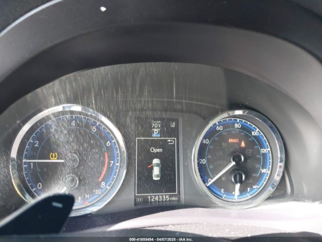 5YFBURHE1HP703965 Toyota COROLLA SE