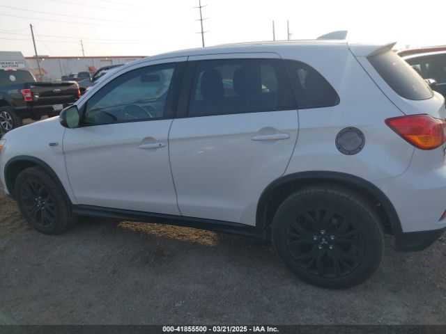 JA4AR3AU1JU013406 Mitsubishi Outlander Sport 2.0 Le