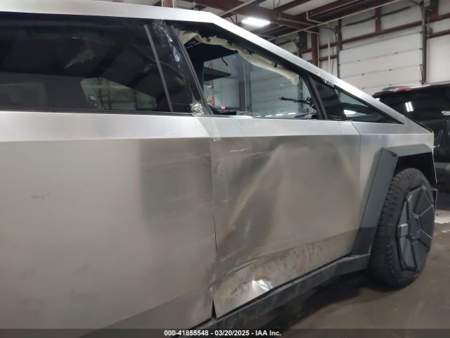 7G2CEHED0RA009086 Tesla Cybertruck All-wheel Drive