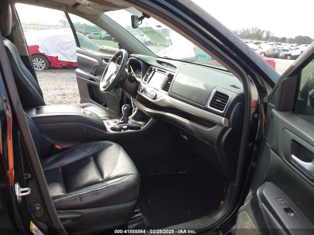 5TDKKRFH7FS060965 Toyota Highlander Xle V6