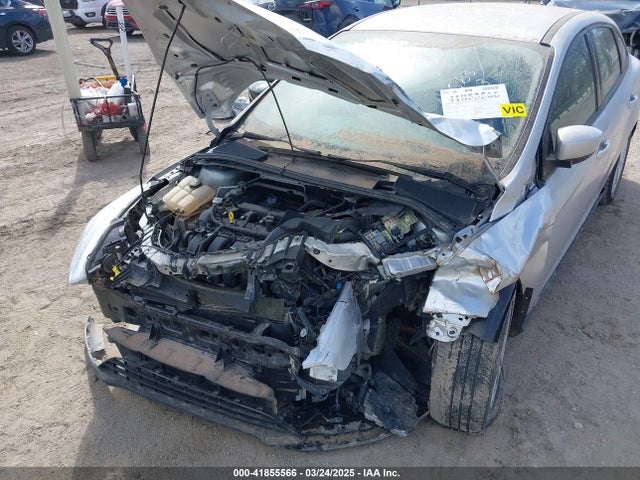 Ford FOCUS SE 2016 1FADP3F2XGL306175 Image 6