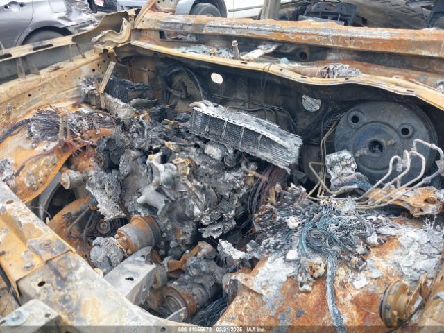 5TFLA5DB0NX015065 Toyota Tundra Sr5