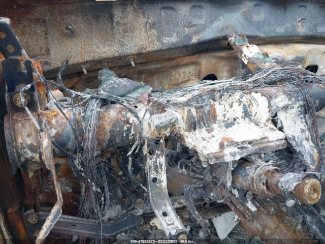 5TFLA5DB0NX015065 Toyota Tundra Sr5