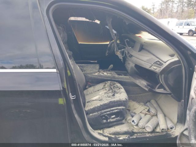 2018 BMW X5 EDRIVE 5UXKT0C54J0V98522 Photo 4