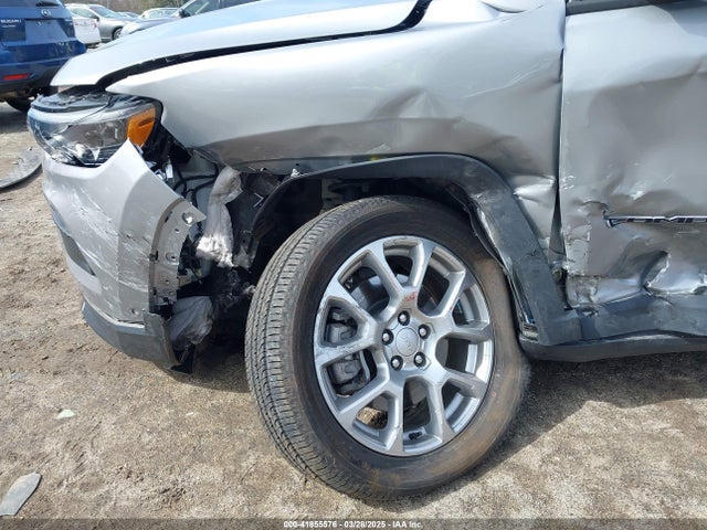 3C4NJDFN4PT558945 Jeep Compass