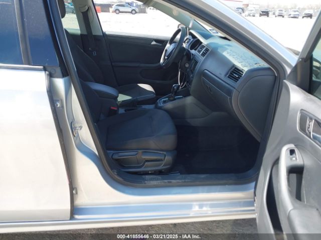 3VW267AJ4GM364479 Volkswagen Jetta 1.4t S