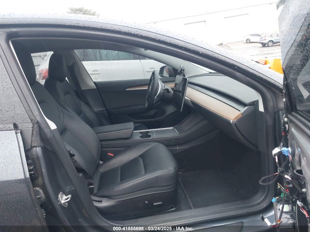 2023 TESLA MODEL 3 5YJ3E1EA7PF403183 Photo 4