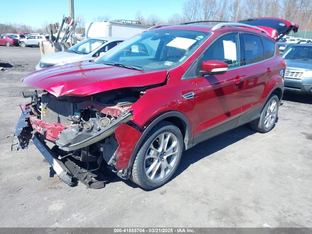 1FMCU9J95FUA15707 Ford Escape Titanium