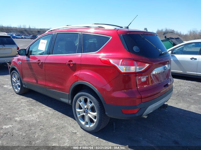 1FMCU9J95FUA15707 Ford Escape Titanium