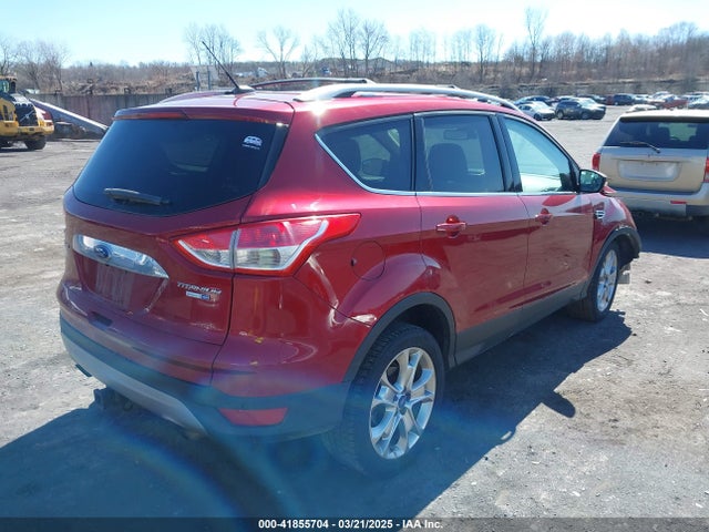1FMCU9J95FUA15707 Ford Escape Titanium
