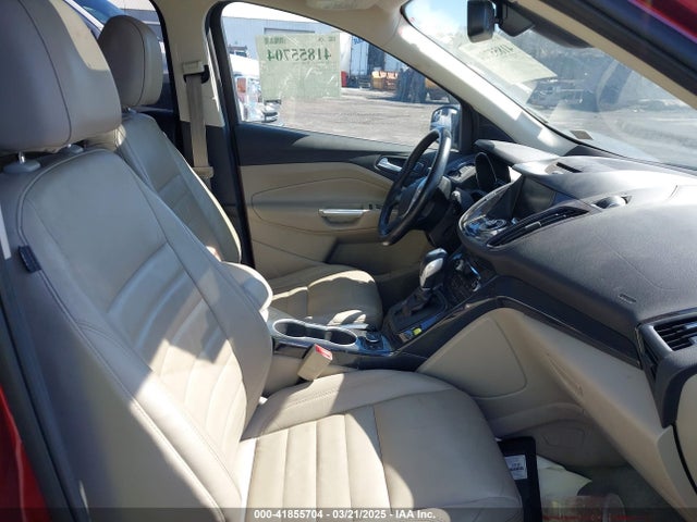 1FMCU9J95FUA15707 Ford Escape Titanium
