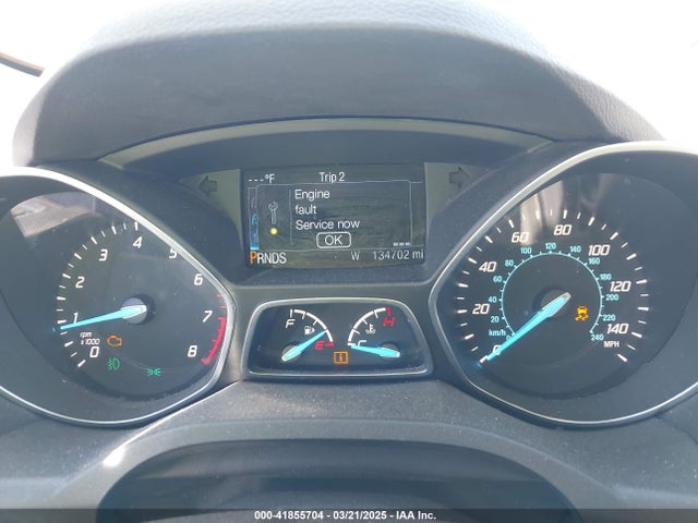 1FMCU9J95FUA15707 Ford Escape Titanium
