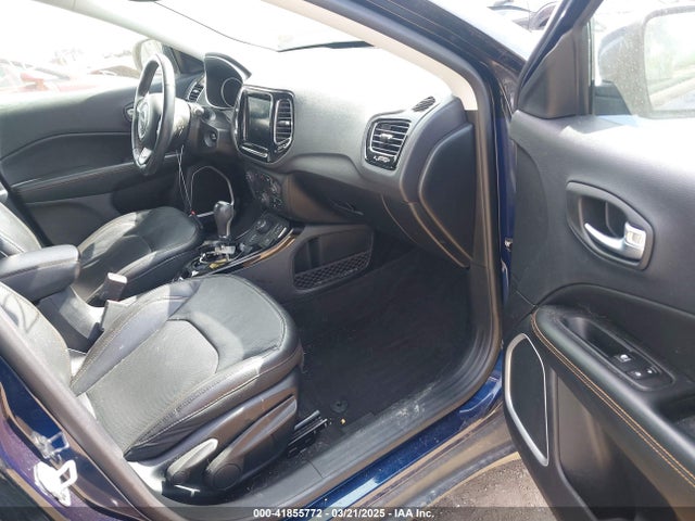 3C4NJDCB5JT259434 Jeep Compass Limited 4x4