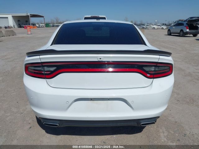 2C3CDXBG0JH169599 Dodge Charger Sxt Rwd