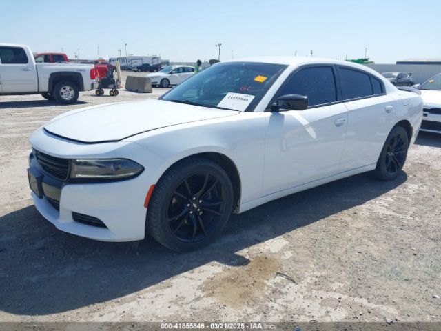 2C3CDXBG0JH169599 Dodge Charger Sxt Rwd