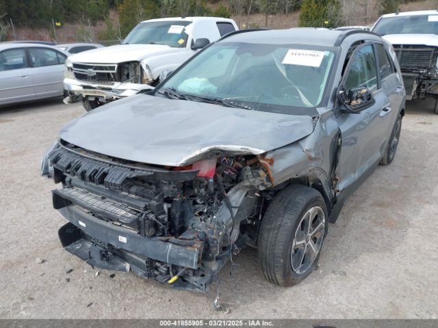 KNDCR3LE4P5052465 KIA NIRO EX