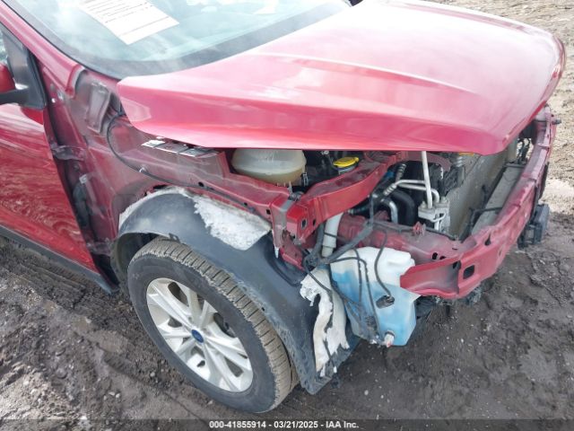 1FMCU9HD9JUD51749 Ford ESCAPE SEL