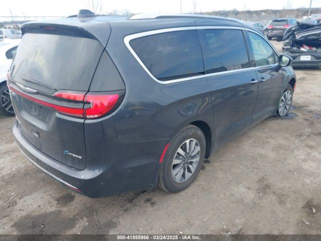 2021 CHRYSLER PACIFICA HYBRID 2C4RC1L7XMR593987 Photo 3