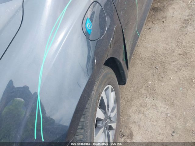 2021 CHRYSLER PACIFICA HYBRID 2C4RC1L7XMR593987 Photo 5