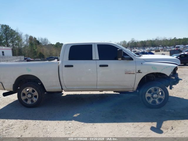 3C6UR5CL4HG698671 RAM 2500 Tradesman  4x4 6'4 Box