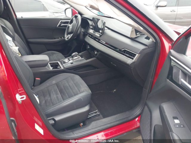 2023 MITSUBISHI OUTLANDER JA4J4UA80PZ021404 Photo 4