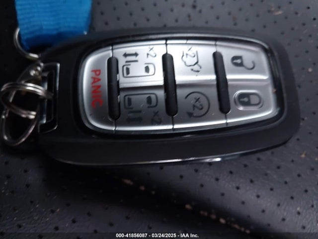 2024 Chrysler Pacifica Touring L მანქანა იყიდება აუქციონზე, vin: 2C4RC1BG8RR170608, აუქციონის ნომერი: 41856087