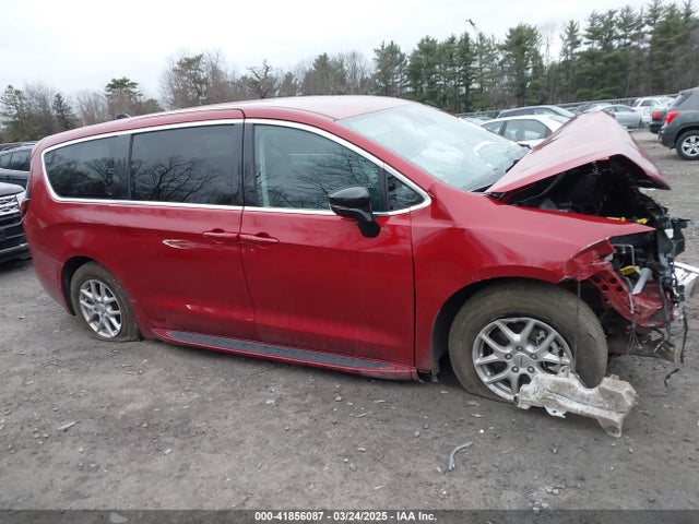 2024 Chrysler Pacifica Touring L მანქანა იყიდება აუქციონზე, vin: 2C4RC1BG8RR170608, აუქციონის ნომერი: 41856087