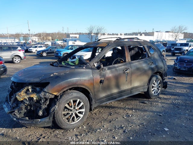 JN8AT2MV0HW272347 Nissan ROGUE SV