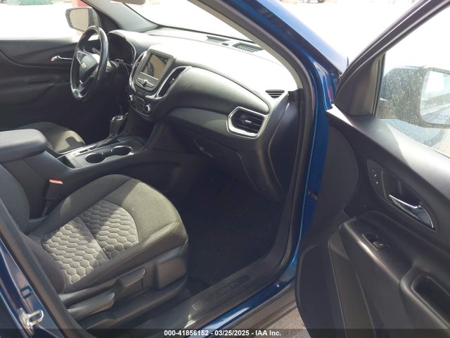 3GNAXKEV1KL261909 Chevrolet EQUINOX LT
