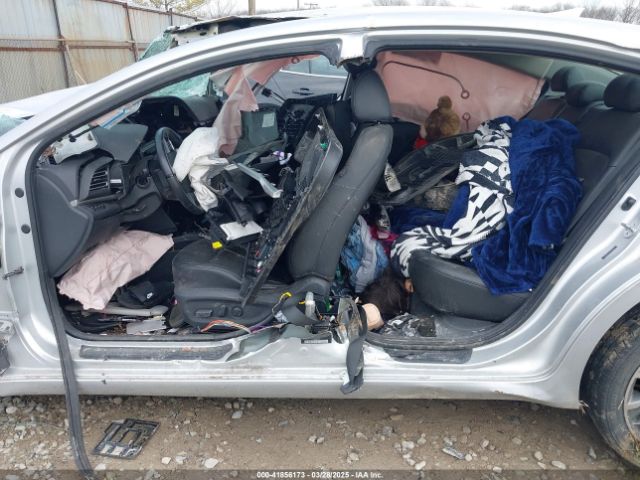 5NPD84LF7LH530121 Hyundai Elantra Limited