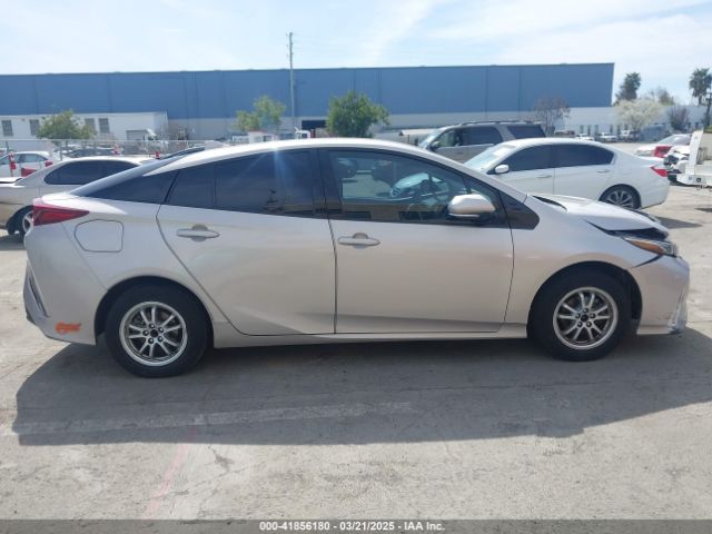 JTDKARFP6K3118196 Toyota Prius Prime Plus