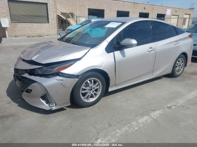 JTDKARFP6K3118196 Toyota Prius Prime Plus
