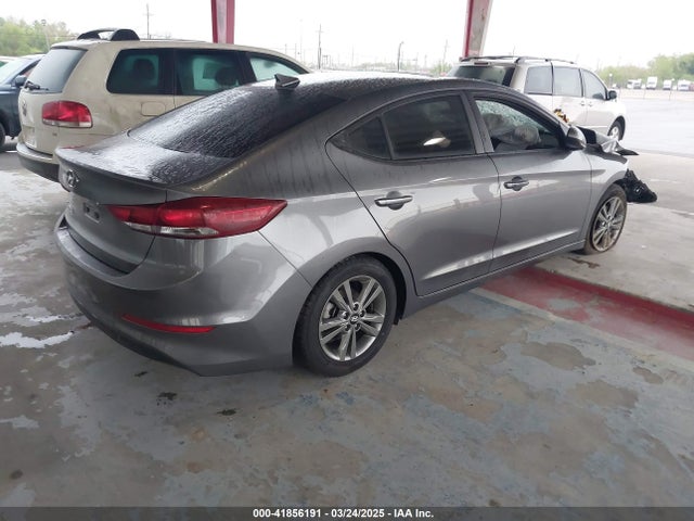 5NPD84LF2JH370422 Hyundai Elantra Value Edition